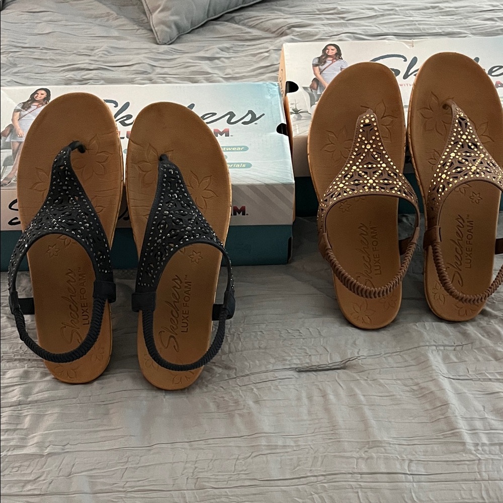 Two pair Sketchers Lux Foam sandals with beaded detail Navy and Brown size 9.5